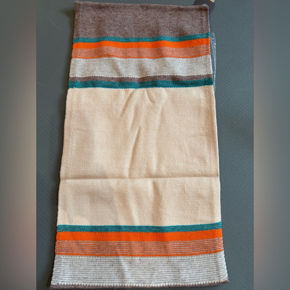 Duluth Infiniti scarf NWT